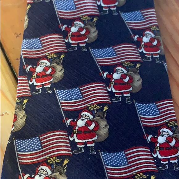 American flag Santa Tie 100% Silk Made in USA - Picture 2 of 4